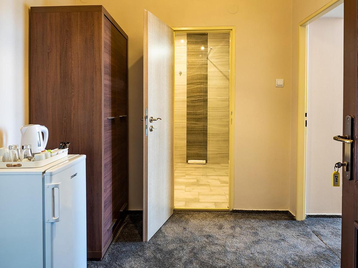 Hotel Olympia Česká Lípa Екстериор снимка