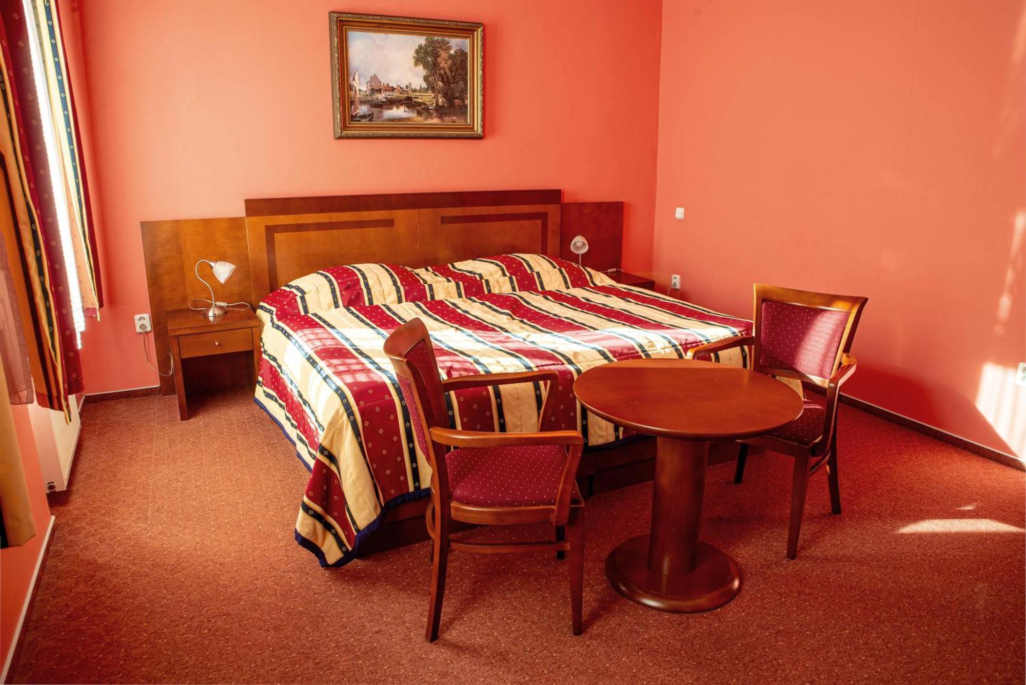 Hotel Olympia Česká Lípa Екстериор снимка