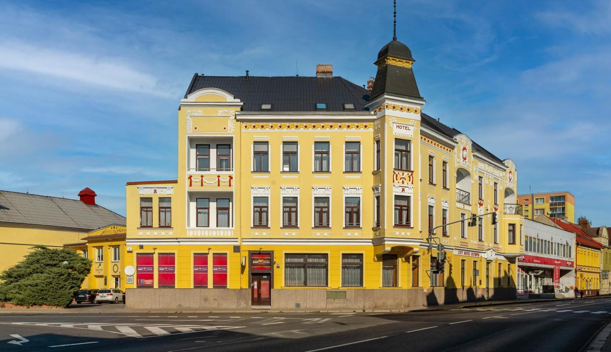 Hotel Olympia Česká Lípa Екстериор снимка