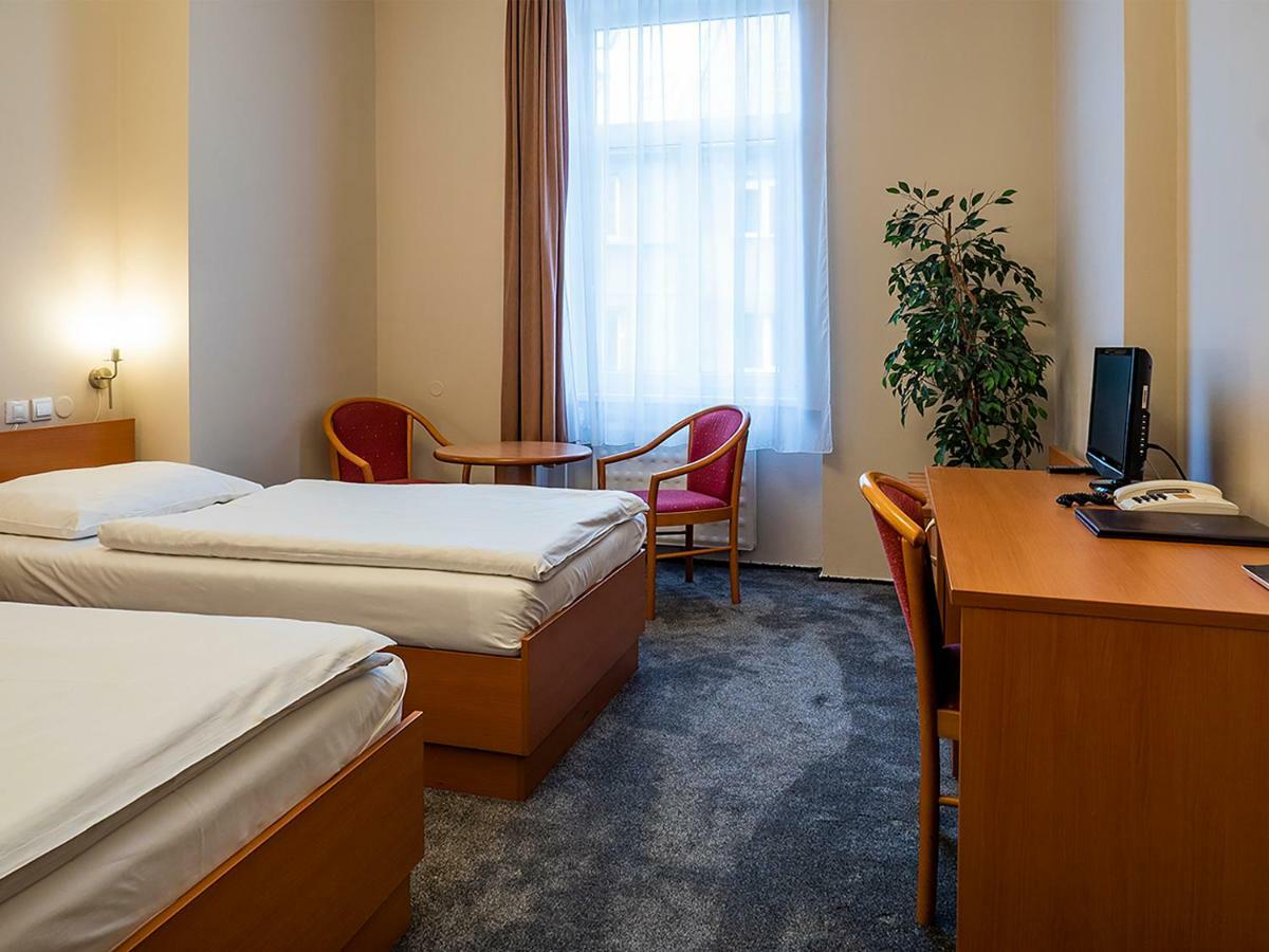 Hotel Olympia Česká Lípa Екстериор снимка