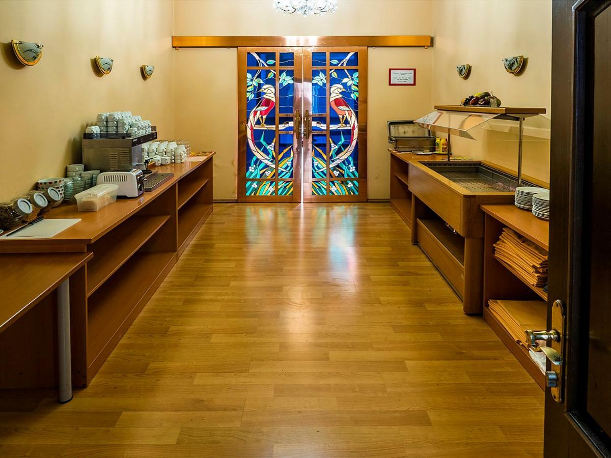 Hotel Olympia Česká Lípa Екстериор снимка